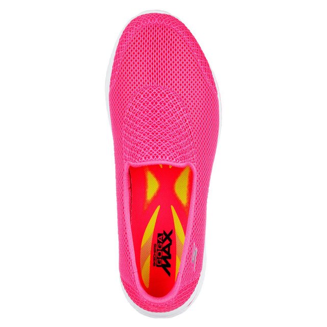 Skechers goga hotsell max pink