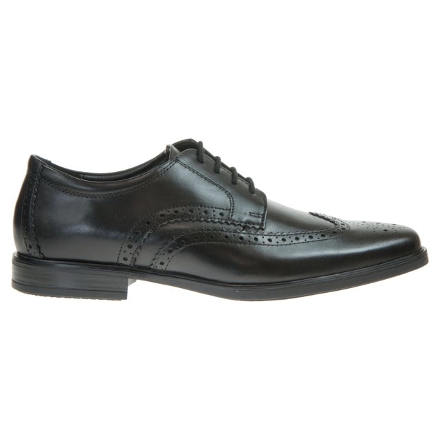 Clarks Howard Wing Black Leather 26161253 - Brogues - Humphries Shoes