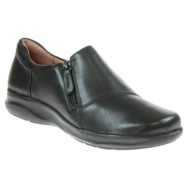 Clarks Appley Zip Black Leather 26162406 - Everyday Shoes - Humphries Shoes