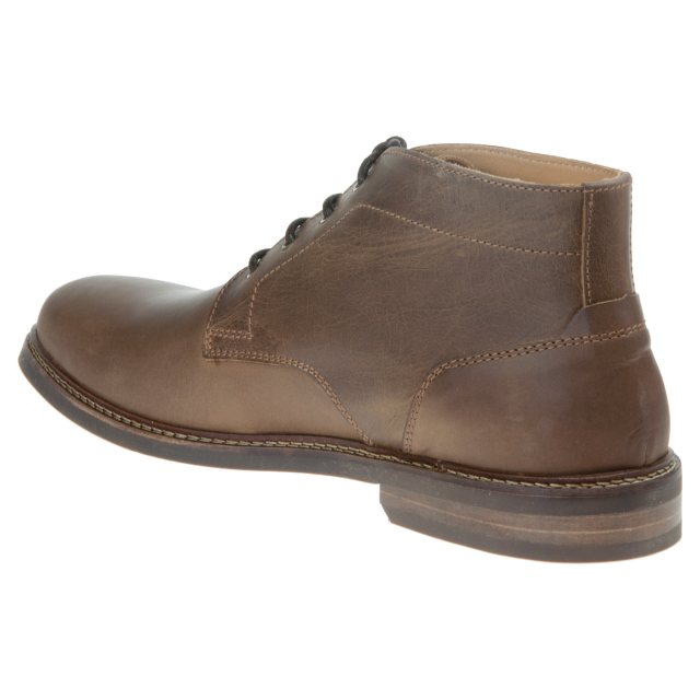 Loake on sale spirit chukka